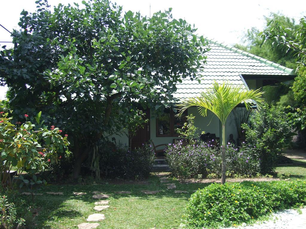 Couette-café Rumah Sawah