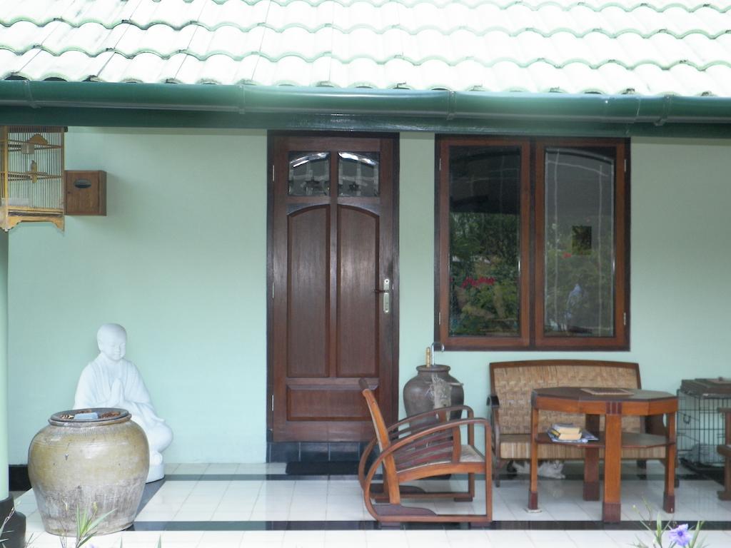 Rumah Sawah Ngabean